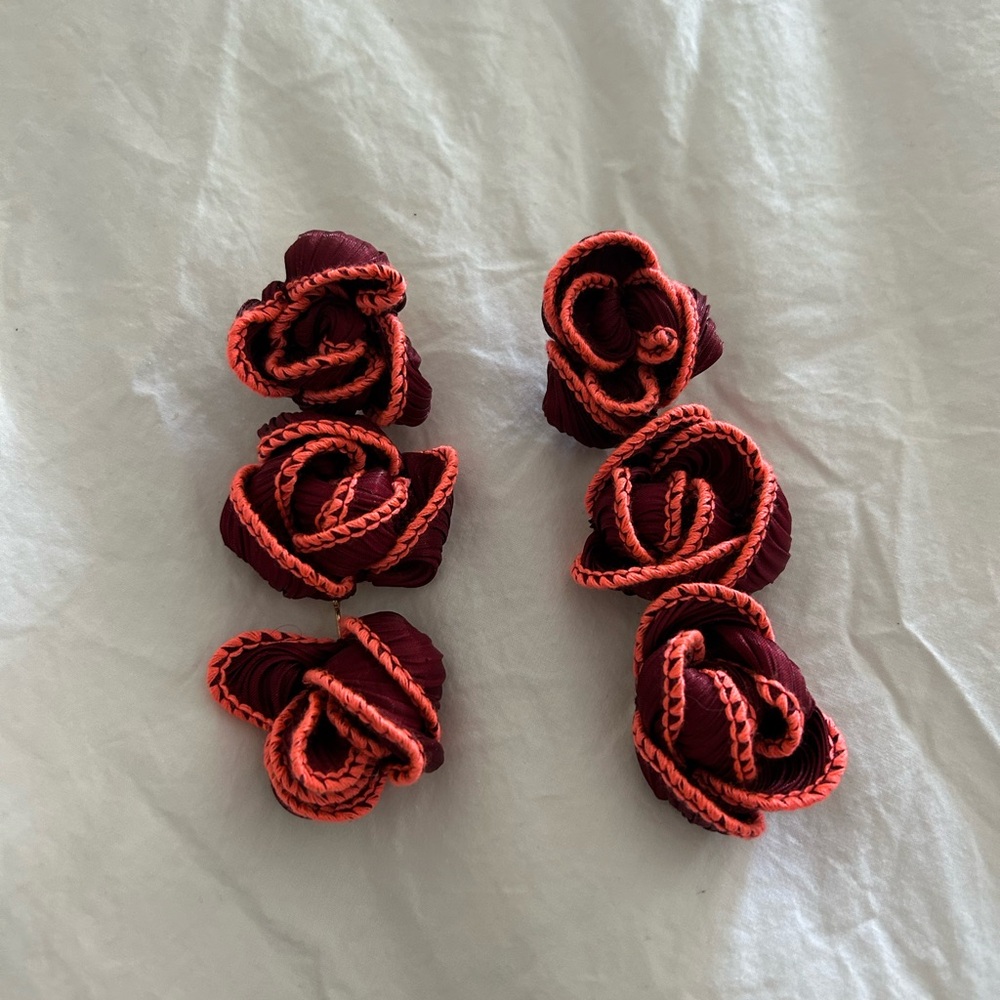 New Zara large floral earrings